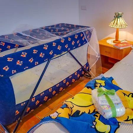 La Rosa Rossa Apartman *